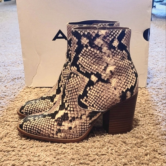 ALDO snake print western style boots - Picture 3 of 10